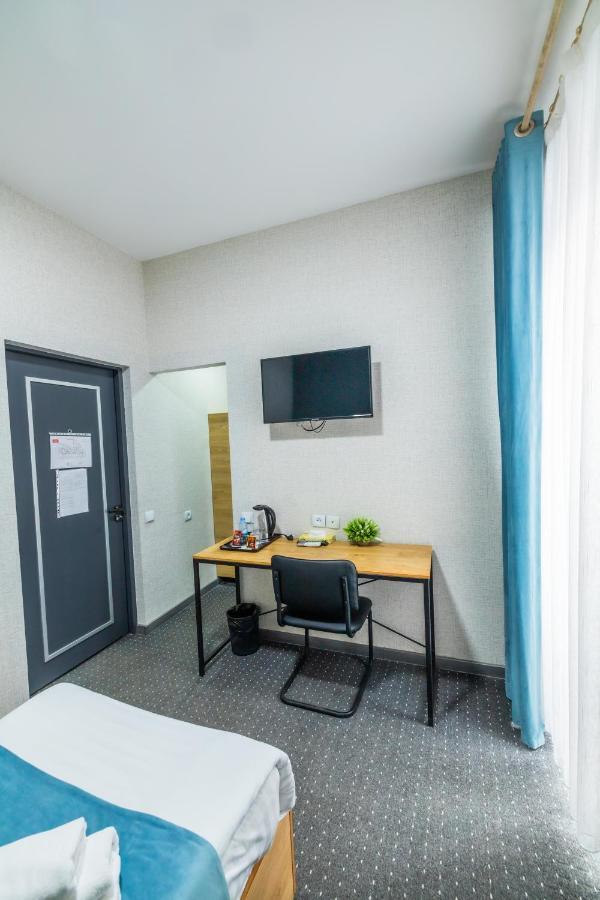 Bobur Hotel Tashkent Exterior foto